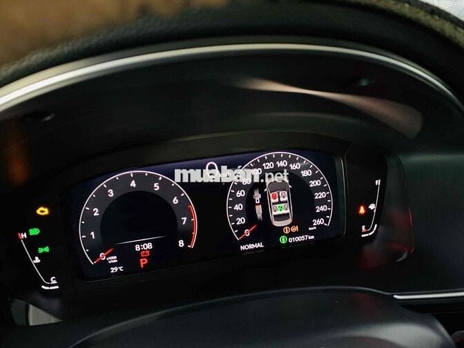 Honda Civic RS 2024 - 10.000km Siêu Đẹp Hãng Bán