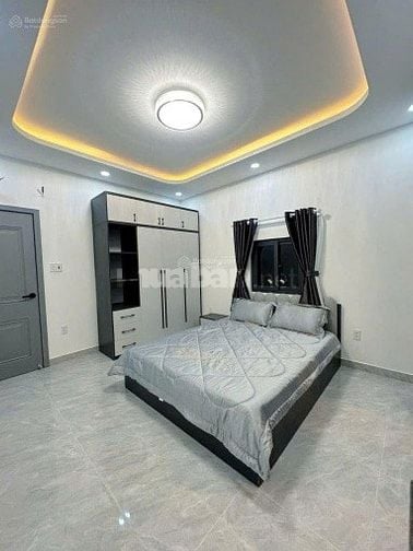 Gấp! Bán nhà mặt tiền đường Số 10, Bình Hưng Hòa B, Bình Tân, giá 3tỷ9