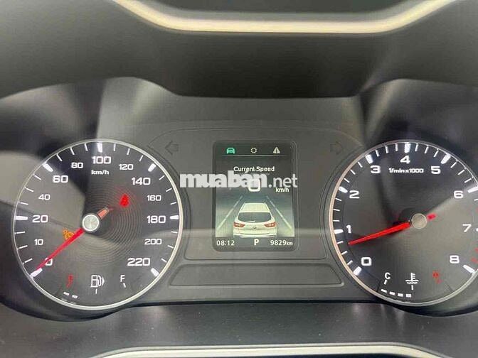 MG MGZS 2024 Standard 1.5 AT 2WD - 10000 km