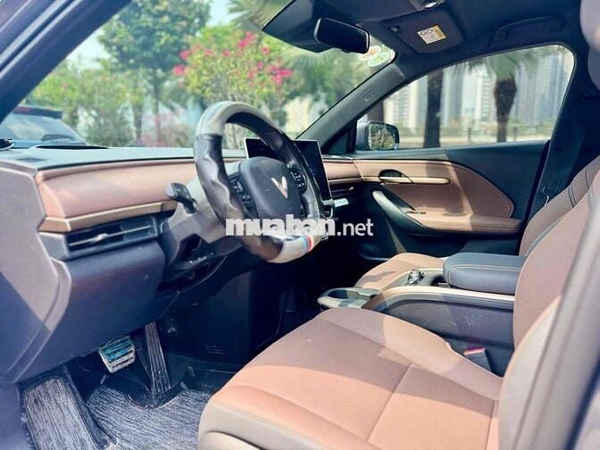 VF6 PLUS 25 - 16.000KM - XE CÒN BHTV