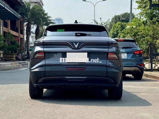 VF6 PLUS 25 - 16.000KM - XE CÒN BHTV