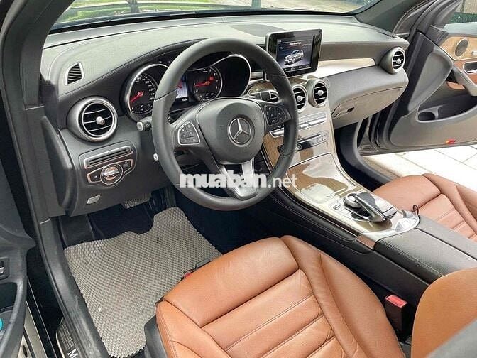 Mercedes-Benz GLC250 4MATIC 2018 Đen