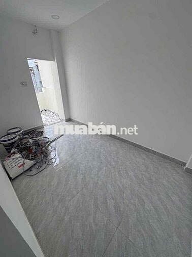 Nhà 3 tầng 4PN Ngay Lò Gốm q6 40m2 ( 4m x 10m)