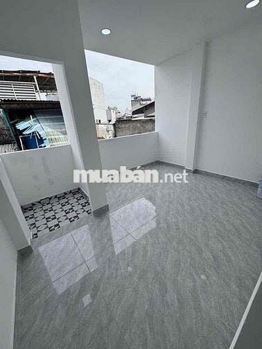 Nhà 3 tầng 4PN Ngay Lò Gốm q6 40m2 ( 4m x 10m)