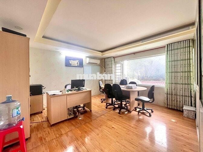 Chính Chủ Cho Thuê Nhà Nguyên Căn 2PN Ngay Sân Bay