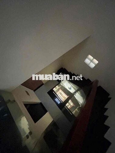 Nhà 5 tầng đẹp Bãi Sậy trung tâm q6 nhộn nhịp 34m2 ( 4m x 8,5m)