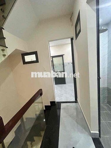 Nhà 5 tầng đẹp Bãi Sậy trung tâm q6 nhộn nhịp 34m2 ( 4m x 8,5m)