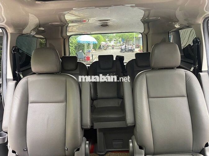 Ford Tourneo 2019 Titanium 2.0 AT - 82000 km