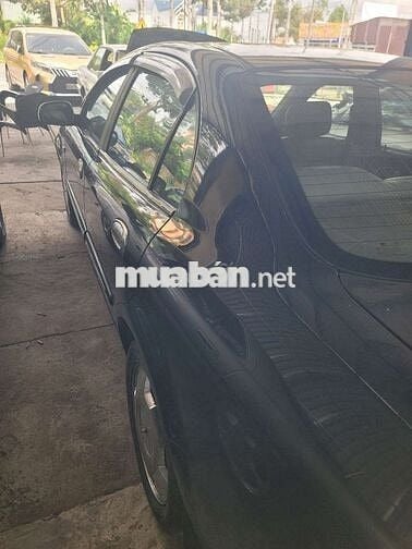 2004 2.5 AT - 10000 km