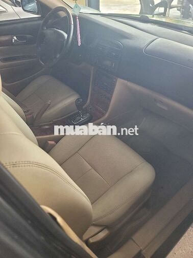 2004 2.5 AT - 10000 km