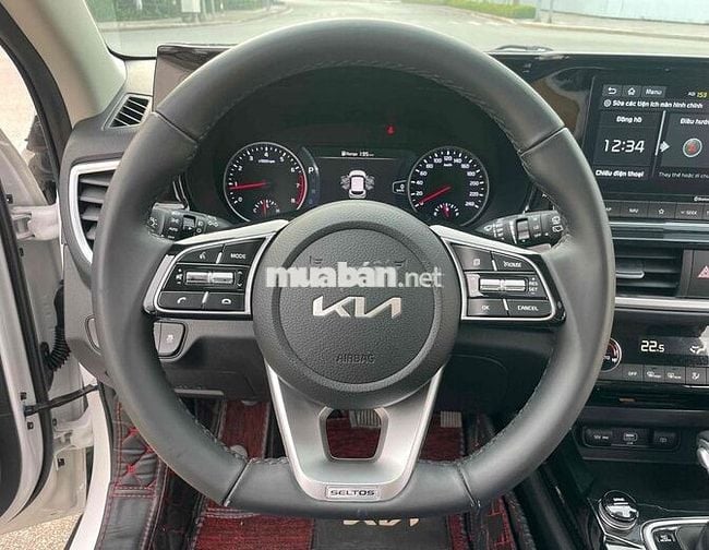 Kia Seltos 1.4 Premium Xline sx 2024 - màu Trắng.