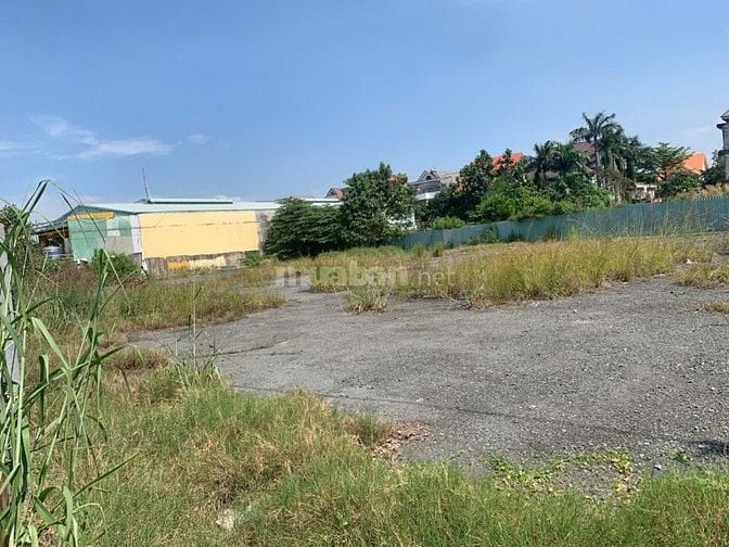 Bán đất full thổ 2000m2 50x40m mặt tiền Võ Chí Công, Thủ Đức