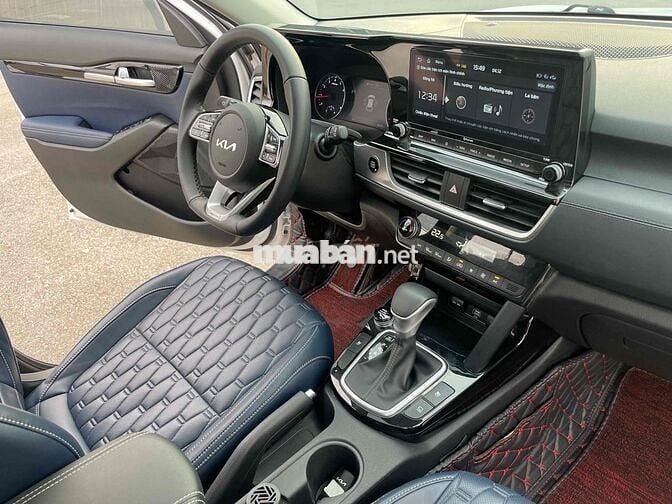 Kia Seltos 1.4 Premium Xline sx 2024 - màu Trắng.