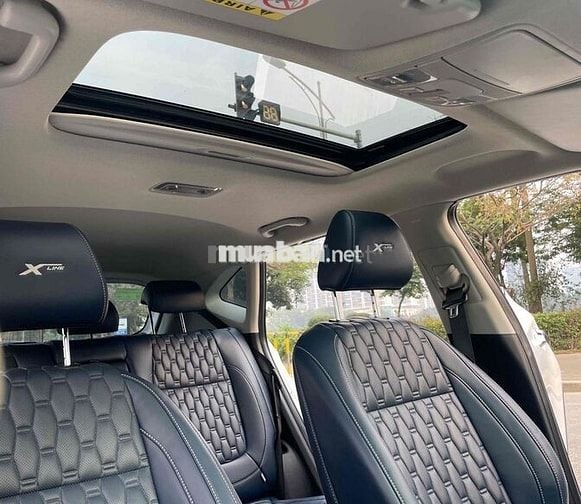 Kia Seltos 1.4 Premium Xline sx 2024 - màu Trắng.