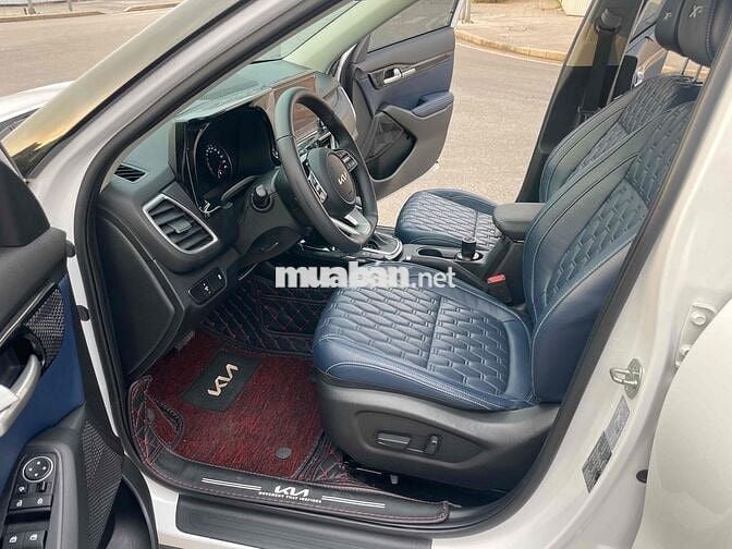 Kia Seltos 1.4 Premium Xline sx 2024 - màu Trắng.