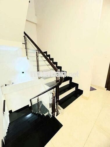 🏡  KHÔNG TÌ VẾT NHÀ 4 TẦNG – giá 8,4(4,5×12) GẦN AEON MALL TÊN LỬA