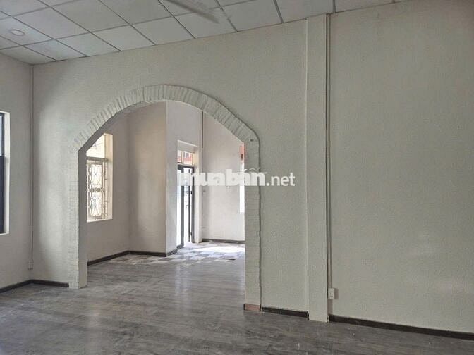 Cho Thuê Nhà Đường Nguyễn Trãi, Quận 1 ( 13x20m - Nhà Rộng Thoáng )