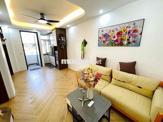 Bán Căn Hộ 52m CCMN 2 Ngủ + 2 WC View Thoáng Phố Phương Mai Đống Đa