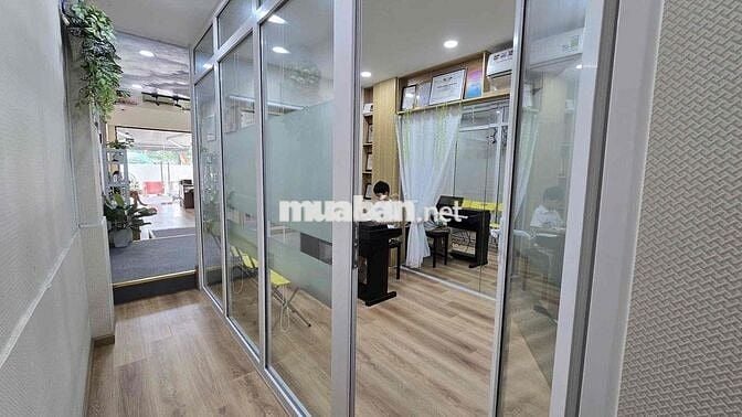 CHO THUÊ NHÀ NGUYÊN CĂN MẶT TIỀN BẾN VÂN ĐỒN VIEW SÔNG THOÁNG MÁT