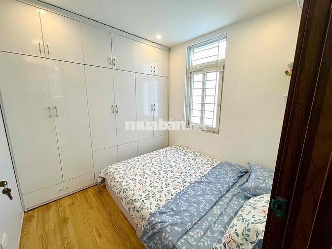 Bán Căn Hộ 52m CCMN 2 Ngủ + 2 WC View Thoáng Phố Phương Mai Đống Đa