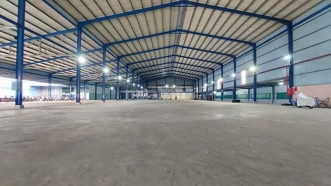 Bán kho xưởng dệt,may 18.500m2 Quốc Lộ 1A, Bến Lức, Long An (Tây Ninh)