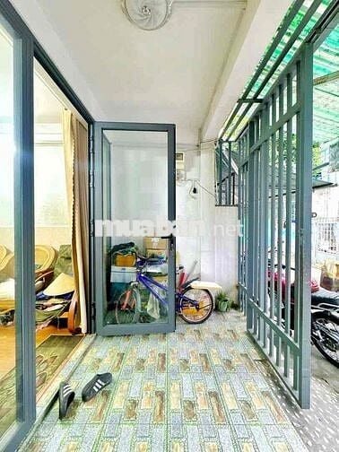 NHÀ LẦU VỊ TRÍ TUYỆT ĐẸP - TRỤC CHÍNH HẺM 182 TRẦN HƯNG ĐẠO, NINH KIỀU