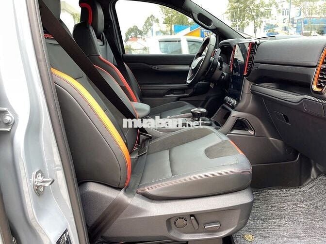 Ford Ranger 2025 Raptor 2.0L 4x4 AT - 8000 km