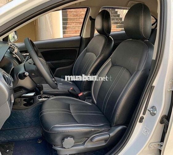 Mitsubishi Attrage 2023 1.2 CVT - 40000 km