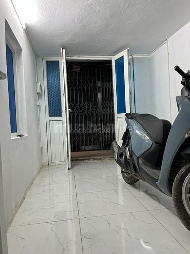 Cho Thuê nhà trong ngõ 16m2, 4 tầng, 2 ngủ, 2 wc, bếp, khách, Đống Đa