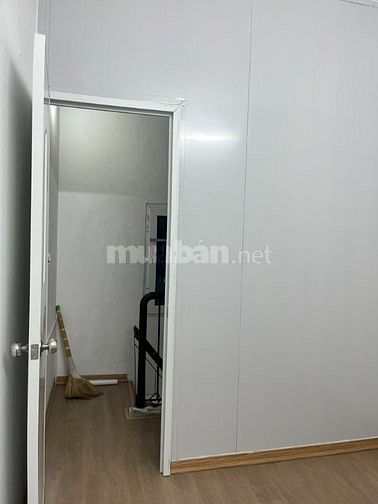 Cho Thuê nhà trong ngõ 16m2, 4 tầng, 2 ngủ, 2 wc, bếp, khách, Đống Đa