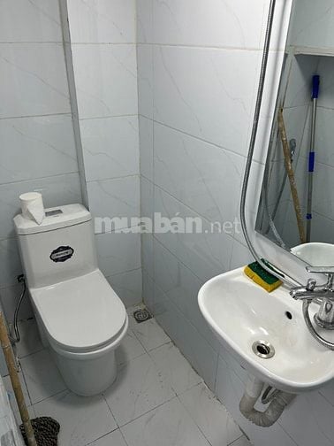 Cho Thuê nhà trong ngõ 16m2, 4 tầng, 2 ngủ, 2 wc, bếp, khách, Đống Đa