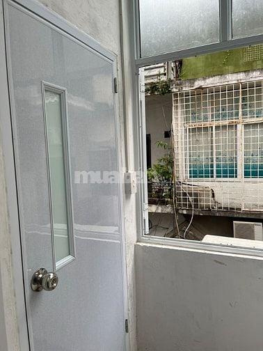 Cho Thuê nhà trong ngõ 16m2, 4 tầng, 2 ngủ, 2 wc, bếp, khách, Đống Đa