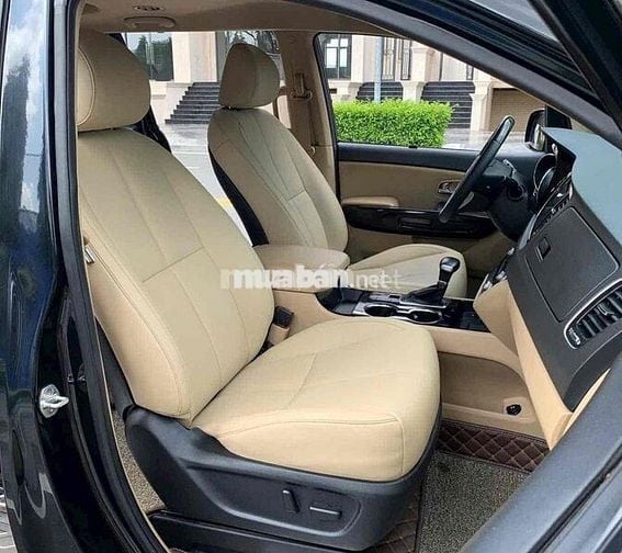 Kia Sedona 2019 Luxury D - 90000 km
