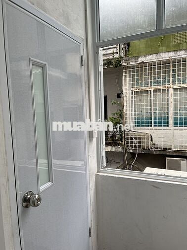 Cho thuê nhà trong ngõ 16m2, 4 tầng, 2 ngủ, 2 wc, bếp, khách, Đống Đa