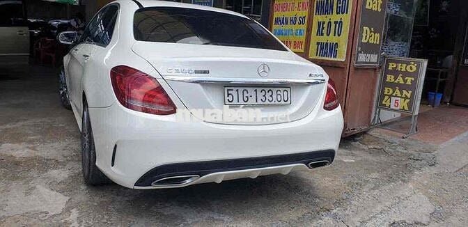 Mercedes-Benz C300 2017 Trắng 77910 km
