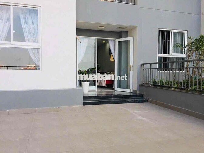 Cần bán căn hộ Samsora sân vườn giá tốt