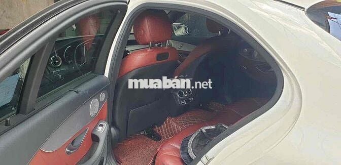 Mercedes-Benz C300 2017 Trắng 77910 km