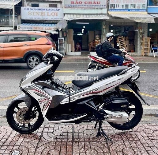 air blade 2015 9chủ còn uỷ quyền BSTp, zin GÓP