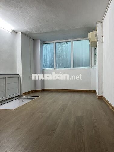 Cho thuê nhà trong ngõ 16m2, 4 tầng, 2 ngủ, 2 wc, bếp, khách, Đống Đa