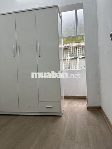 Cho thuê nhà trong ngõ 16m2, 4 tầng, 2 ngủ, 2 wc, bếp, khách, Đống Đa