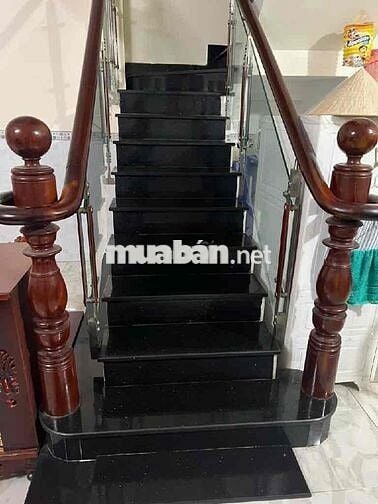 NHÀ BÁN SÁT KHU DC NAM LONG , QUẬN 7 - 2 TẦNG - NGANG 5M - NHỈNH 6 TỶ