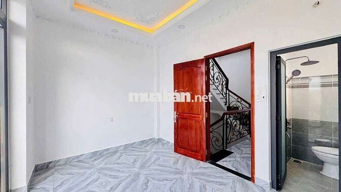 Nhà đẹp cần bán đường xe hơi gần Phú Mỹ Hưng quận 7