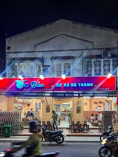 Tuyển nhân viên phục vụ ca chiều Quận 1 và quận 3