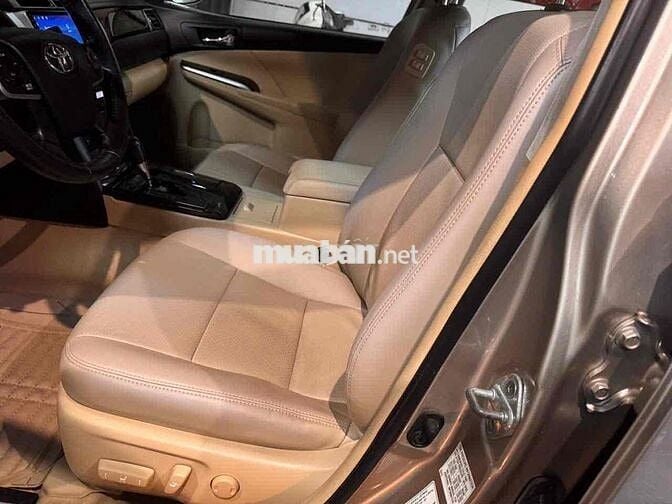 Toyota Camry 2.0SX 2015