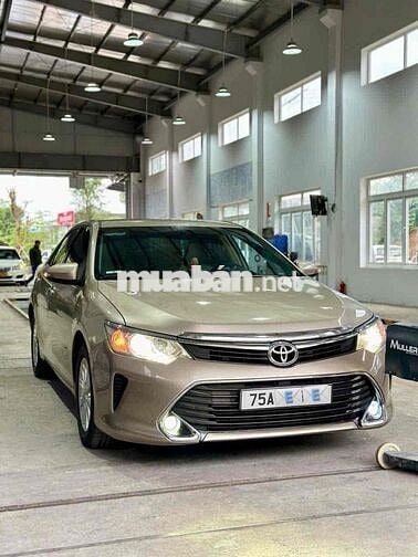 Toyota Camry 2.0SX 2015