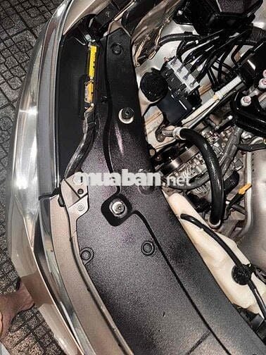 Toyota Camry 2.0SX 2015