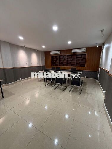 Văn phòng 60m2 Nguyễn Thị Minh Khai, Quận 1