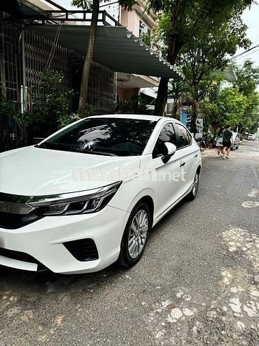 Honda City 2023 1.5 i-VTEC - 24500 km