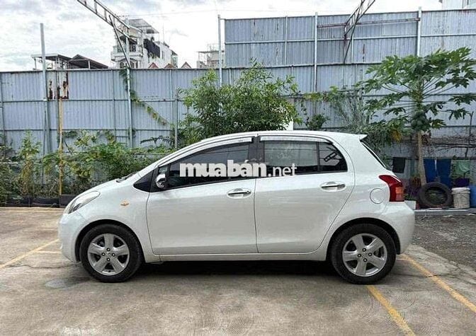 YARIS 1.3 2007 XE CHUẨN 13 vạn rất đẹp