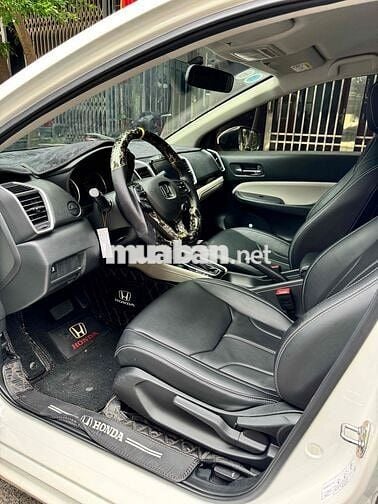 Honda City 2023 1.5 i-VTEC - 24500 km